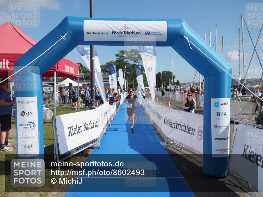 17.08.2025 - KN Förde Triathlon 2025 MichiJ http://msf.ph/oto/8602493 17.08.2025 10:51:17 Laufen 200 meine-sportfotos.de