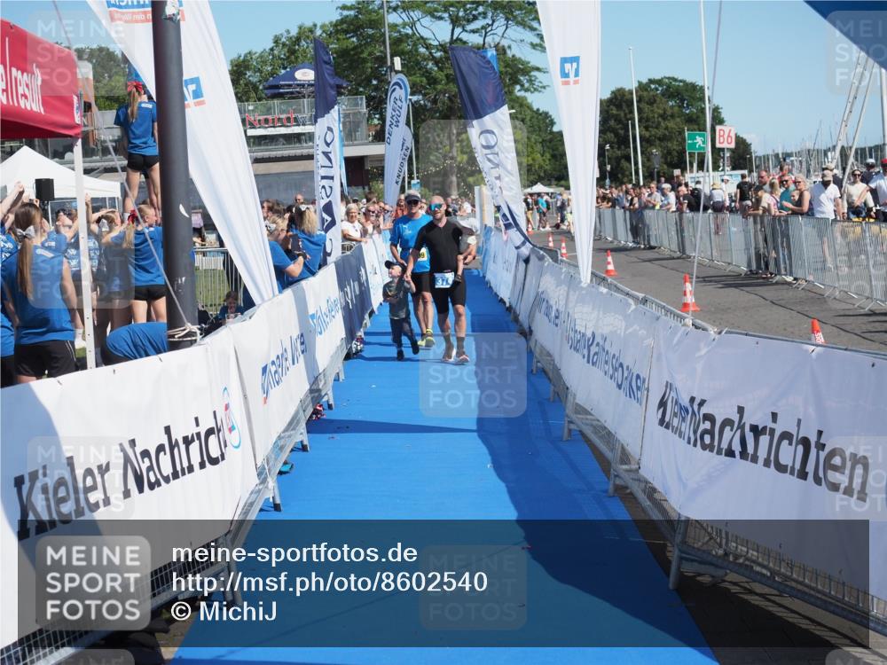 17.08.2025 - KN Förde Triathlon 2025 MichiJ http://msf.ph/oto/8602540 17.08.2025 12:19:38 Laufen  meine-sportfotos.de