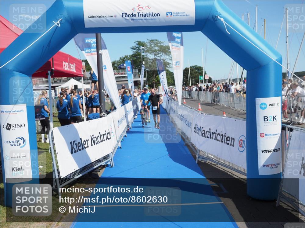 17.08.2025 - KN Förde Triathlon 2025 MichiJ http://msf.ph/oto/8602630 17.08.2025 12:19:40 Laufen 374 meine-sportfotos.de