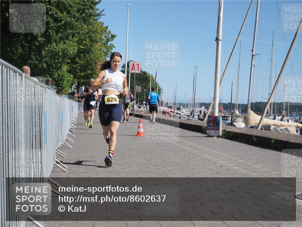 17.08.2025 - KN Förde Triathlon 2025 KatJ http://msf.ph/oto/8602637 17.08.2025 11:55:27 Laufen 267, 288, 370, 629 meine-sportfotos.de