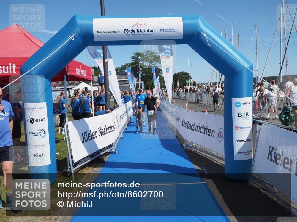 17.08.2025 - KN Förde Triathlon 2025 MichiJ http://msf.ph/oto/8602700 17.08.2025 12:19:42 Laufen 374, 609 meine-sportfotos.de