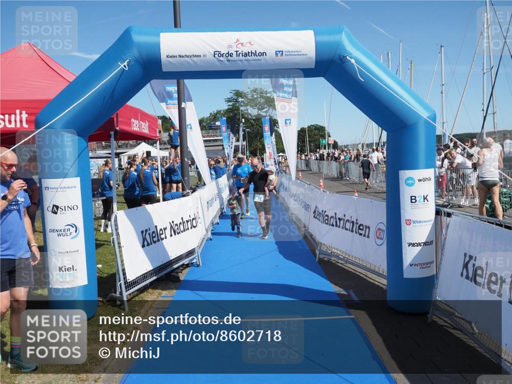17.08.2025 - KN Förde Triathlon 2025 MichiJ http://msf.ph/oto/8602718 17.08.2025 12:19:42 Laufen 374, 609 meine-sportfotos.de