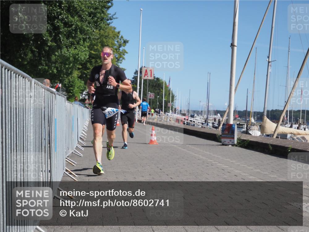 17.08.2025 - KN Förde Triathlon 2025 KatJ http://msf.ph/oto/8602741 17.08.2025 11:55:31 Laufen 267, 288, 370, 629 meine-sportfotos.de