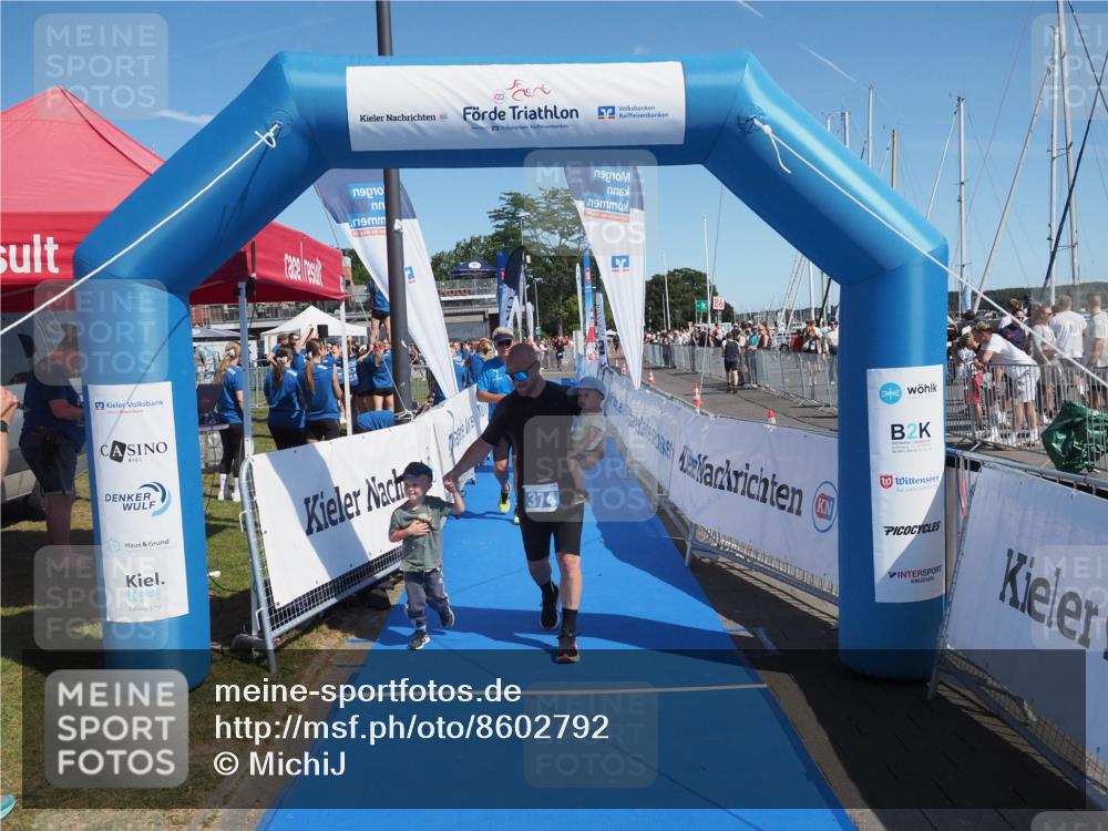 17.08.2025 - KN Förde Triathlon 2025 MichiJ http://msf.ph/oto/8602792 17.08.2025 12:19:45 Laufen 374, 609 meine-sportfotos.de
