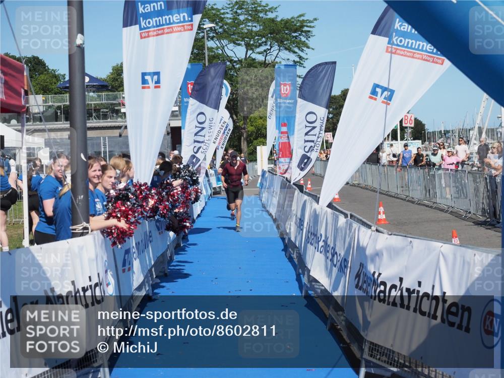17.08.2025 - KN Förde Triathlon 2025 MichiJ http://msf.ph/oto/8602811 17.08.2025 14:14:12 Laufen 523, 531 meine-sportfotos.de