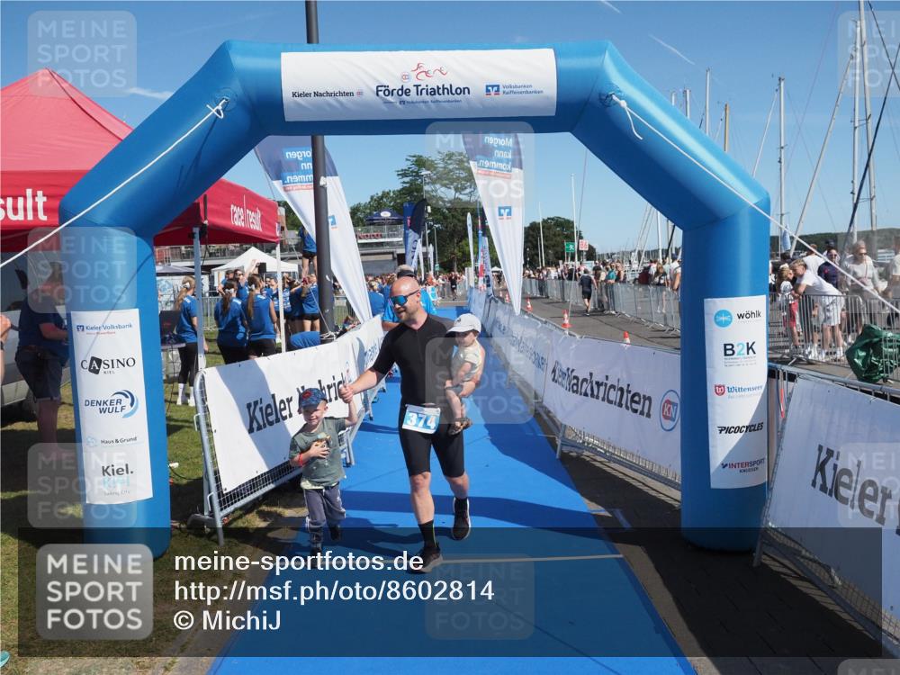 17.08.2025 - KN Förde Triathlon 2025 MichiJ http://msf.ph/oto/8602814 17.08.2025 12:19:45 Laufen 374, 609 meine-sportfotos.de