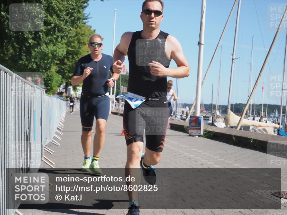 17.08.2025 - KN Förde Triathlon 2025 KatJ http://msf.ph/oto/8602825 17.08.2025 11:55:34 Laufen 267, 288, 370 meine-sportfotos.de