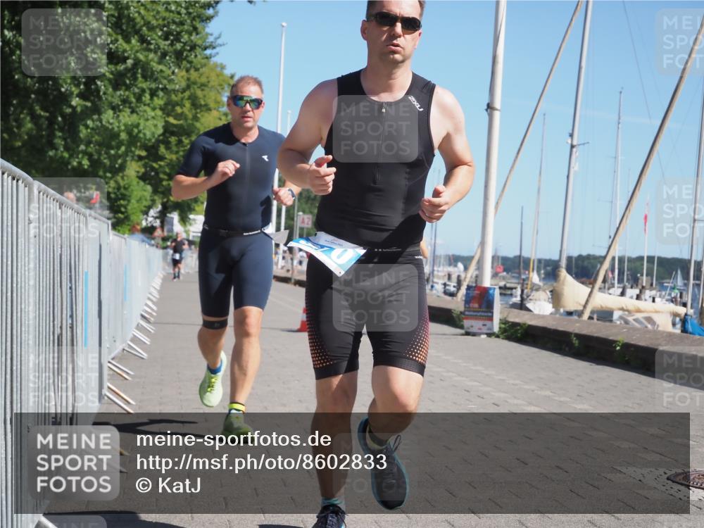 17.08.2025 - KN Förde Triathlon 2025 KatJ http://msf.ph/oto/8602833 17.08.2025 11:55:34 Laufen 267, 288, 370 meine-sportfotos.de