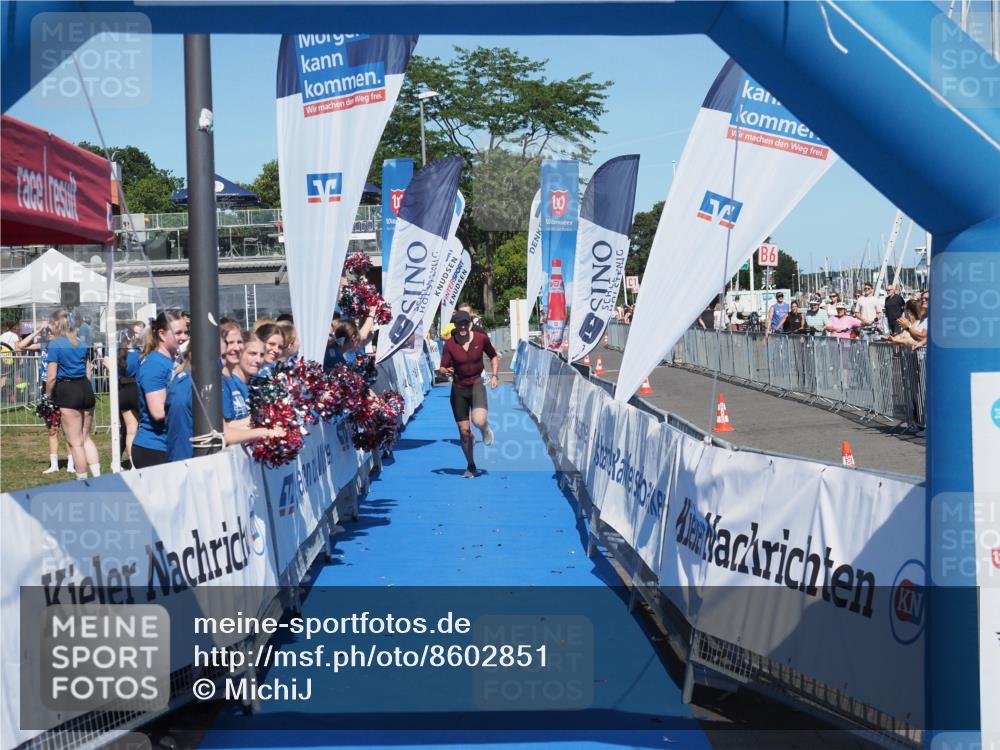 17.08.2025 - KN Förde Triathlon 2025 MichiJ http://msf.ph/oto/8602851 17.08.2025 14:14:13 Laufen 523, 531 meine-sportfotos.de