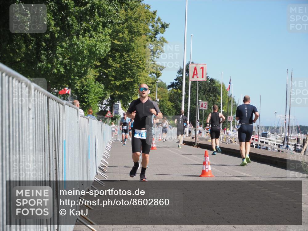 17.08.2025 - KN Förde Triathlon 2025 KatJ http://msf.ph/oto/8602860 17.08.2025 11:55:47 Laufen 311, 374 meine-sportfotos.de