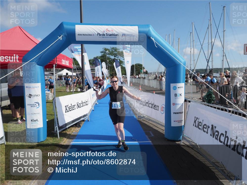 17.08.2025 - KN Förde Triathlon 2025 MichiJ http://msf.ph/oto/8602874 17.08.2025 10:52:07 Laufen 197 meine-sportfotos.de