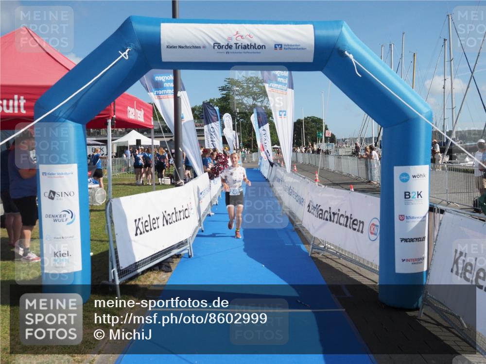 17.08.2025 - KN Förde Triathlon 2025 MichiJ http://msf.ph/oto/8602999 17.08.2025 10:52:16 Laufen 249 meine-sportfotos.de