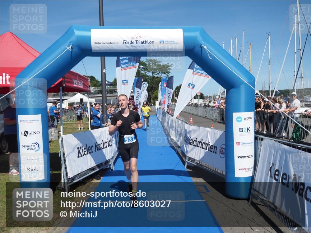17.08.2025 - KN Förde Triathlon 2025 MichiJ http://msf.ph/oto/8603027 17.08.2025 14:14:17 Laufen 523, 531, 536 meine-sportfotos.de