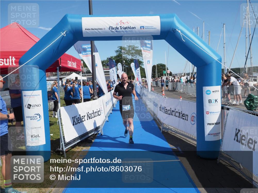 17.08.2025 - KN Förde Triathlon 2025 MichiJ http://msf.ph/oto/8603076 17.08.2025 12:20:01 Laufen 291 meine-sportfotos.de