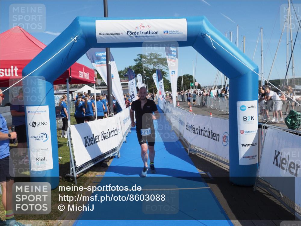 17.08.2025 - KN Förde Triathlon 2025 MichiJ http://msf.ph/oto/8603088 17.08.2025 12:20:02 Laufen 291 meine-sportfotos.de