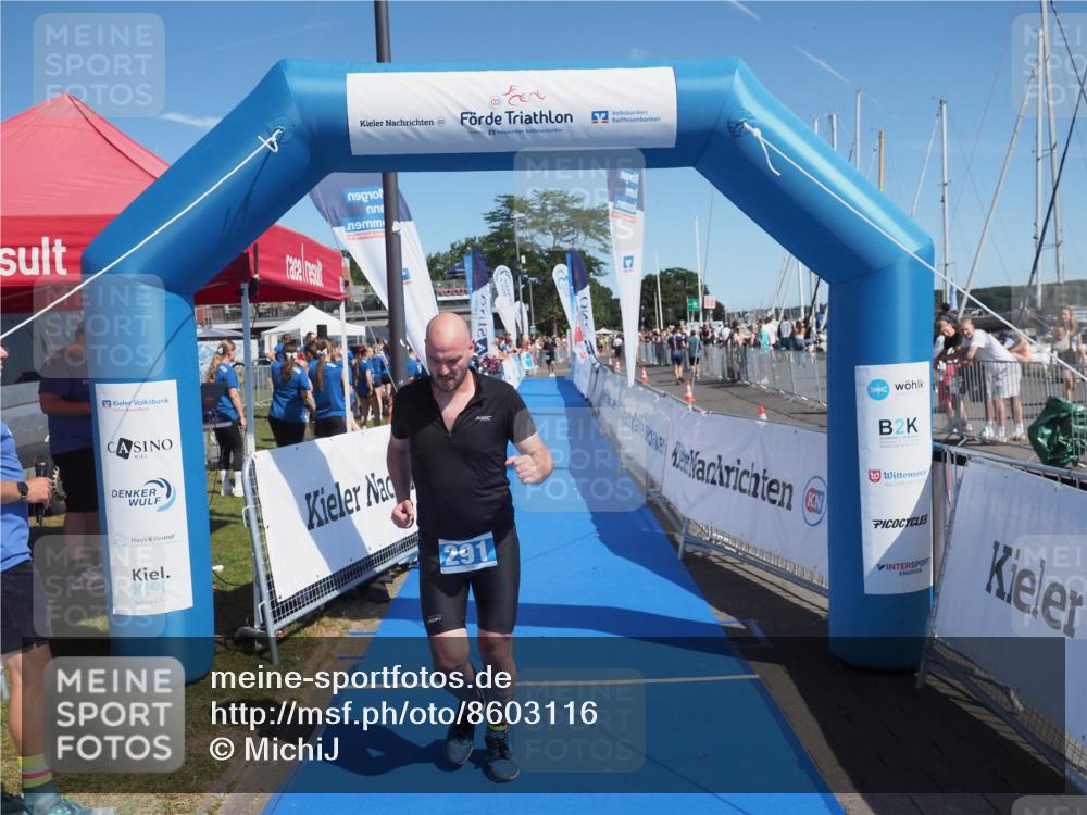 17.08.2025 - KN Förde Triathlon 2025 MichiJ http://msf.ph/oto/8603116 17.08.2025 12:20:02 Laufen 291 meine-sportfotos.de