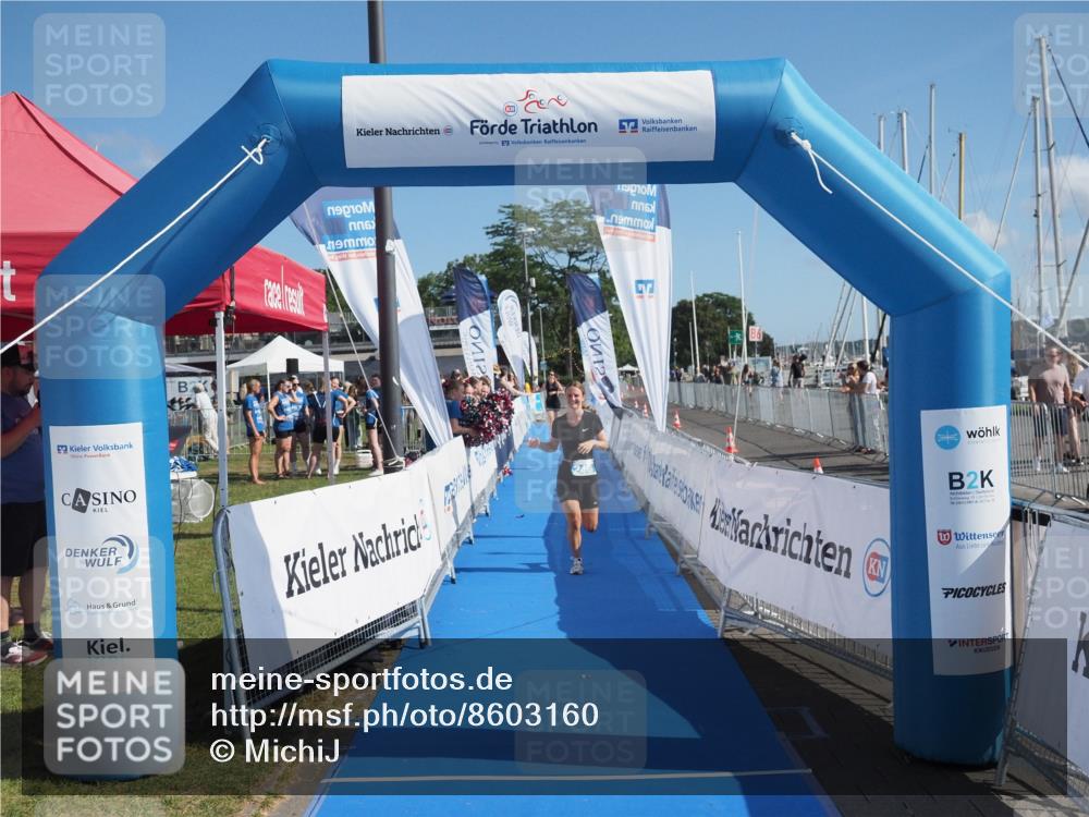 17.08.2025 - KN Förde Triathlon 2025 MichiJ http://msf.ph/oto/8603160 17.08.2025 10:55:15 Laufen 246 meine-sportfotos.de