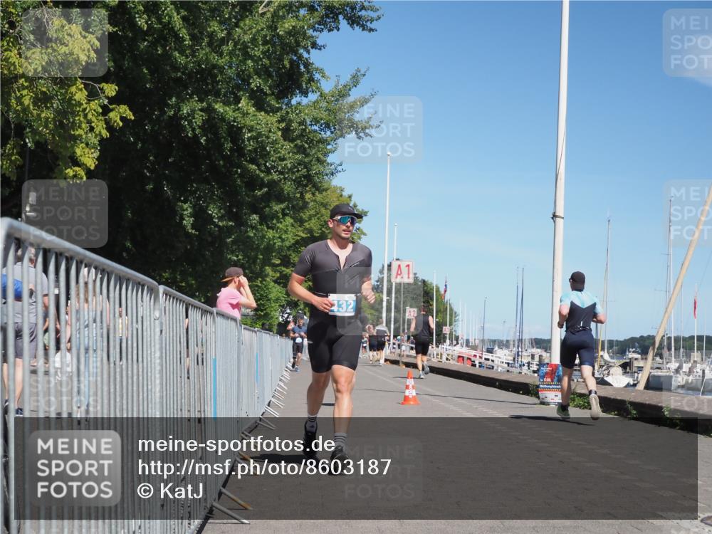 17.08.2025 - KN Förde Triathlon 2025 KatJ http://msf.ph/oto/8603187 17.08.2025 13:45:27 Laufen 411, 432, 479 meine-sportfotos.de