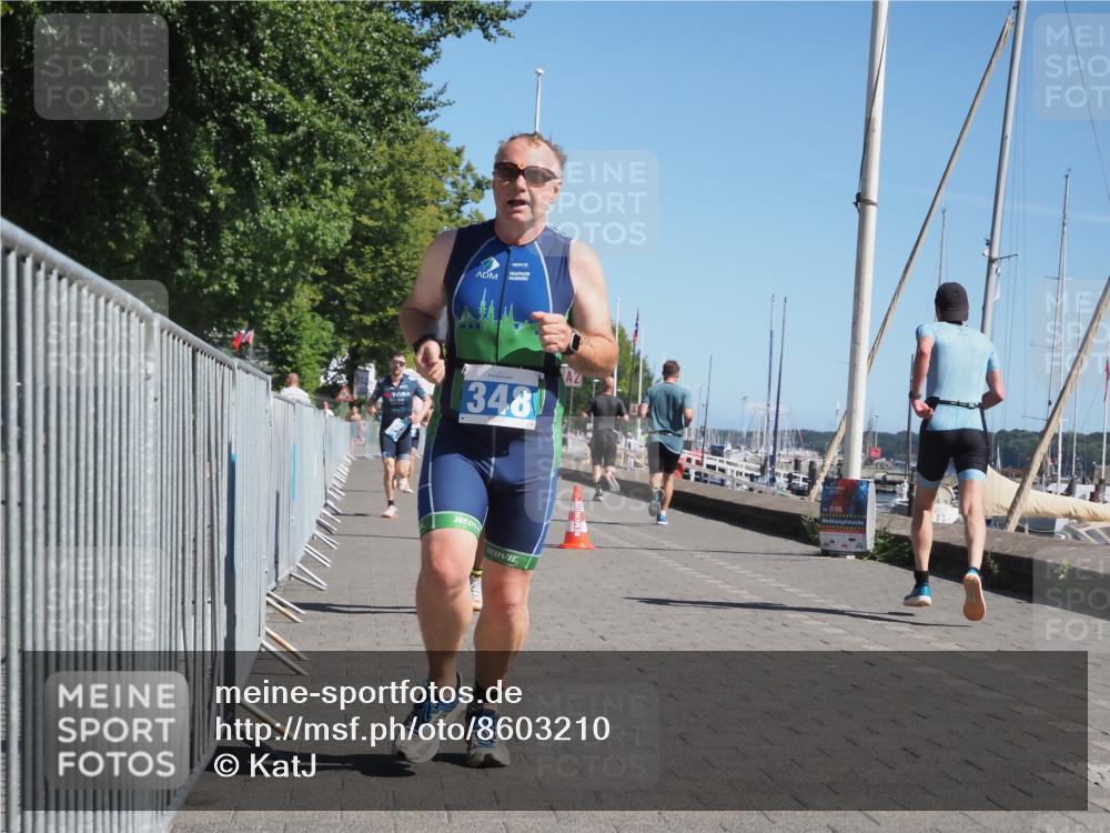 17.08.2025 - KN Förde Triathlon 2025 KatJ http://msf.ph/oto/8603210 17.08.2025 11:56:04 Laufen 275, 287, 330, 348 meine-sportfotos.de