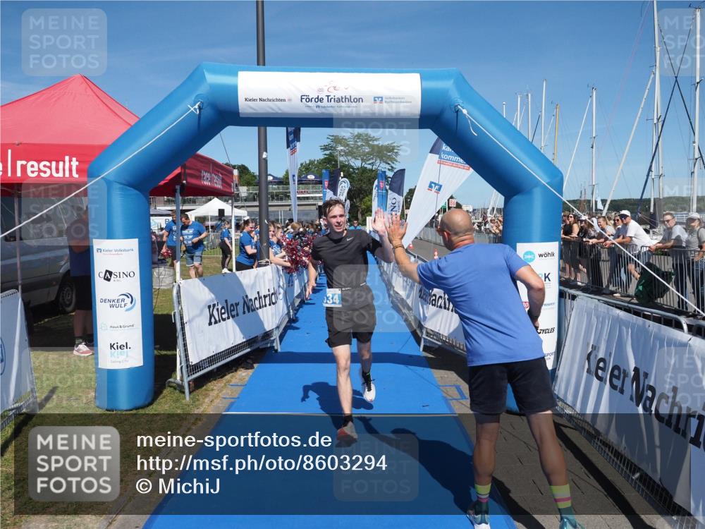 17.08.2025 - KN Förde Triathlon 2025 MichiJ http://msf.ph/oto/8603294 17.08.2025 14:15:19 Laufen 492, 534 meine-sportfotos.de