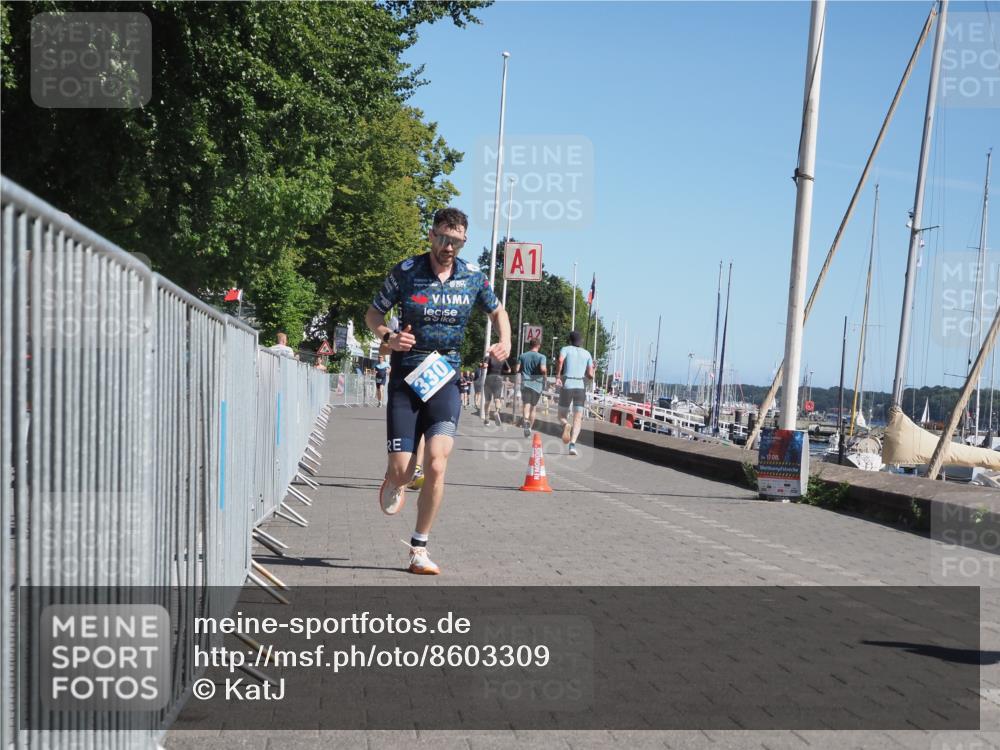 17.08.2025 - KN Förde Triathlon 2025 KatJ http://msf.ph/oto/8603309 17.08.2025 11:56:09 Laufen 275, 287, 330 meine-sportfotos.de