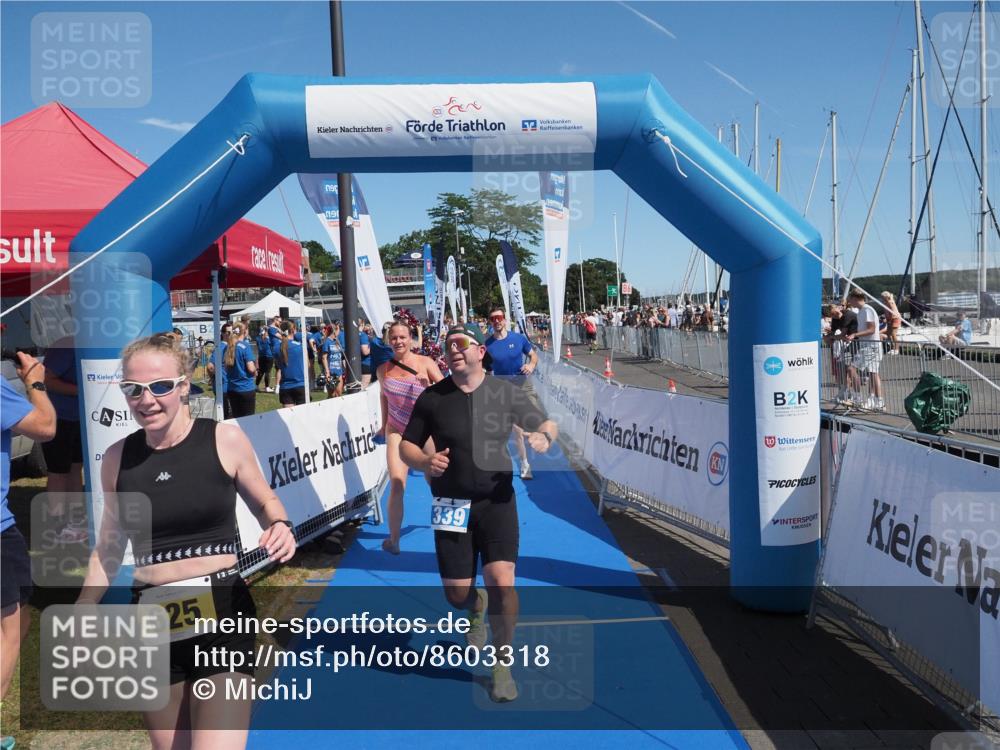 17.08.2025 - KN Förde Triathlon 2025 MichiJ http://msf.ph/oto/8603318 17.08.2025 12:20:16 Laufen 339, 364, 625 meine-sportfotos.de