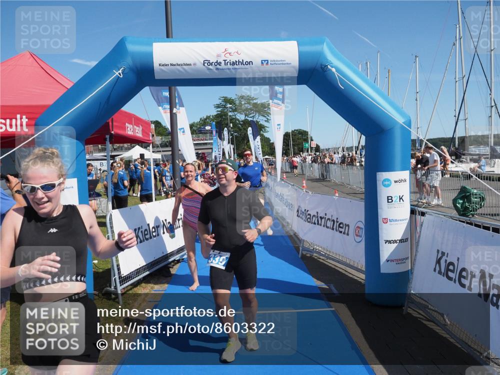 17.08.2025 - KN Förde Triathlon 2025 MichiJ http://msf.ph/oto/8603322 17.08.2025 12:20:16 Laufen 339, 364, 625 meine-sportfotos.de