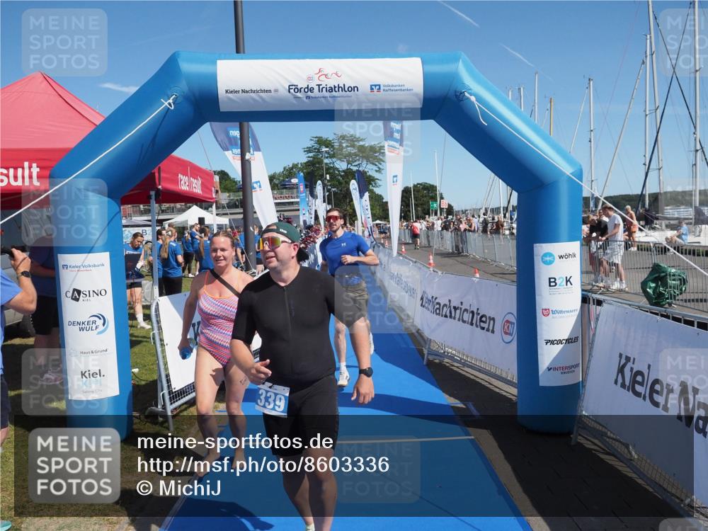 17.08.2025 - KN Förde Triathlon 2025 MichiJ http://msf.ph/oto/8603336 17.08.2025 12:20:17 Laufen 339, 364, 625 meine-sportfotos.de