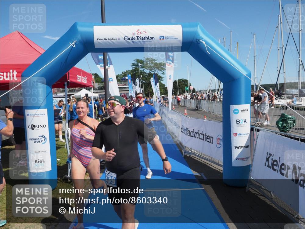 17.08.2025 - KN Förde Triathlon 2025 MichiJ http://msf.ph/oto/8603340 17.08.2025 12:20:17 Laufen 339, 364, 625 meine-sportfotos.de
