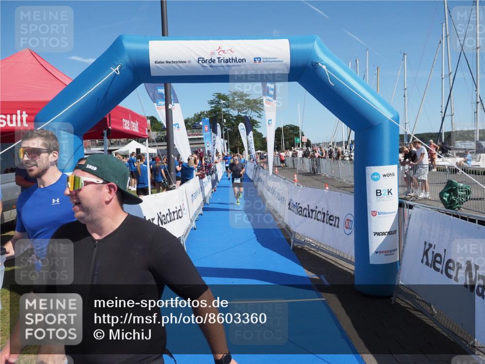 17.08.2025 - KN Förde Triathlon 2025 MichiJ http://msf.ph/oto/8603360 17.08.2025 12:20:18 Laufen 339, 364, 625 meine-sportfotos.de