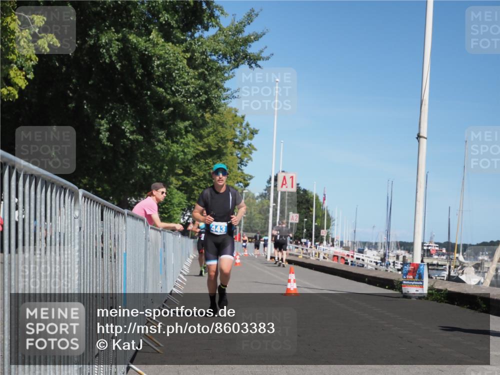 17.08.2025 - KN Förde Triathlon 2025 KatJ http://msf.ph/oto/8603383 17.08.2025 13:45:47 Laufen 397, 443, 457, 533 meine-sportfotos.de
