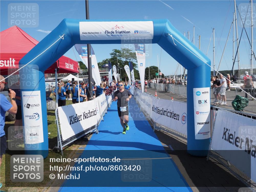 17.08.2025 - KN Förde Triathlon 2025 MichiJ http://msf.ph/oto/8603420 17.08.2025 12:20:20 Laufen 325, 339, 352, 364, 625 meine-sportfotos.de