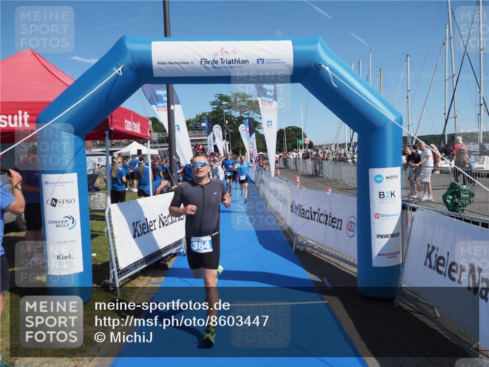 17.08.2025 - KN Förde Triathlon 2025 MichiJ http://msf.ph/oto/8603447 17.08.2025 12:20:21 Laufen 325, 339, 352, 364, 607, 625 meine-sportfotos.de