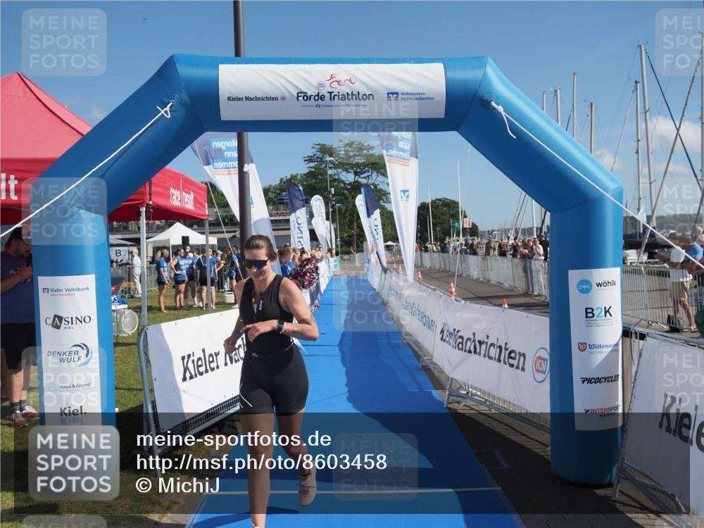17.08.2025 - KN Förde Triathlon 2025 MichiJ http://msf.ph/oto/8603458 17.08.2025 10:55:26 Laufen 248 meine-sportfotos.de