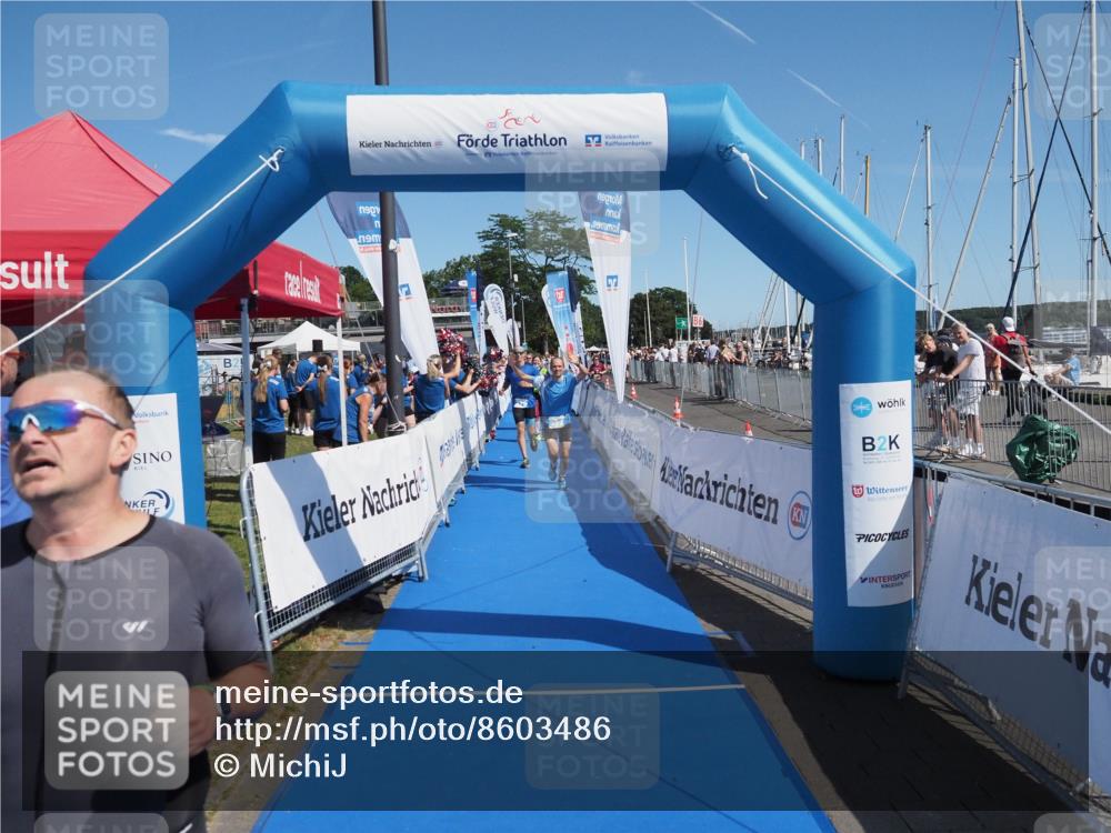 17.08.2025 - KN Förde Triathlon 2025 MichiJ http://msf.ph/oto/8603486 17.08.2025 12:20:22 Laufen 325, 352, 364, 607 meine-sportfotos.de