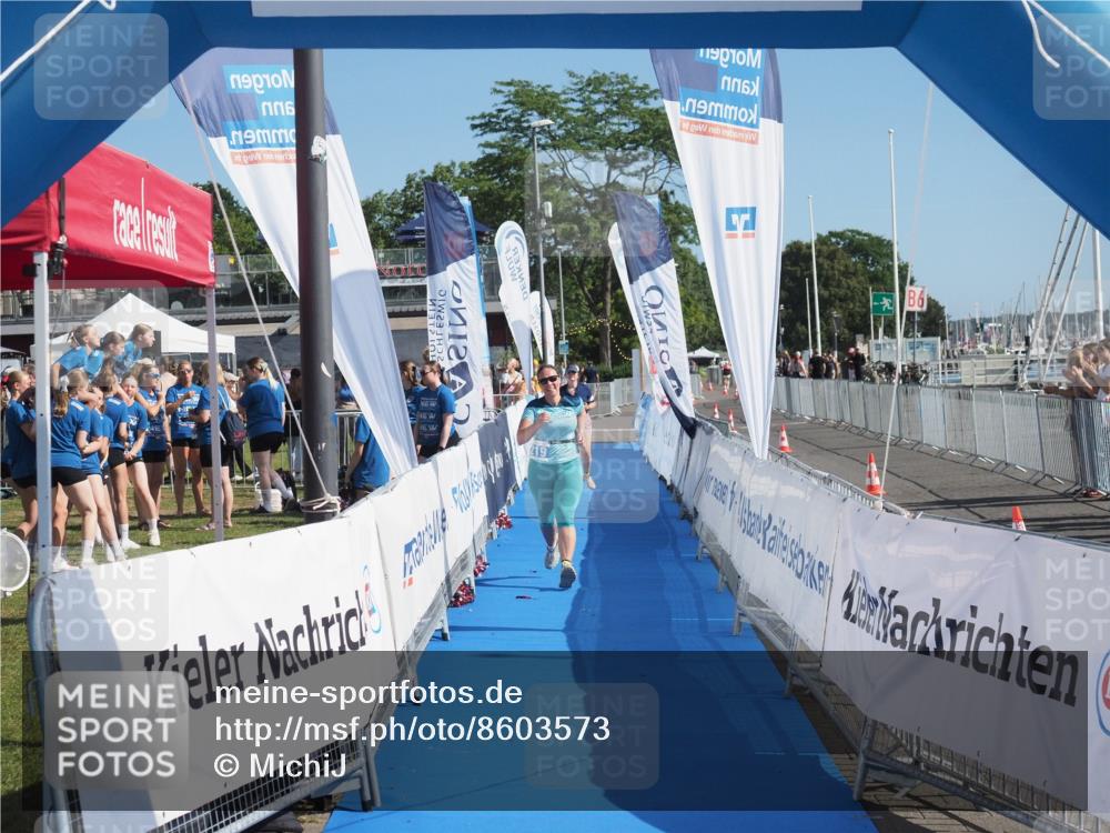 17.08.2025 - KN Förde Triathlon 2025 MichiJ http://msf.ph/oto/8603573 17.08.2025 10:56:01 Laufen 219 meine-sportfotos.de