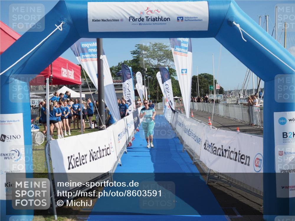 17.08.2025 - KN Förde Triathlon 2025 MichiJ http://msf.ph/oto/8603591 17.08.2025 10:56:02 Laufen 219 meine-sportfotos.de