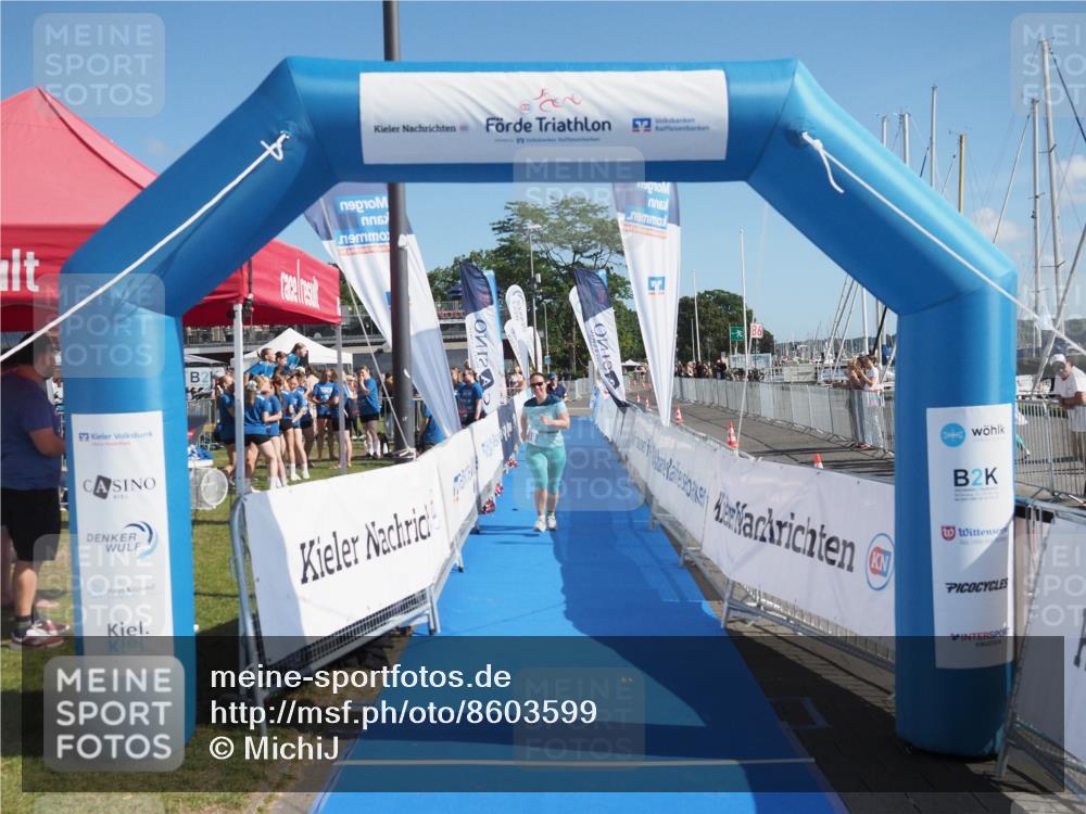17.08.2025 - KN Förde Triathlon 2025 MichiJ http://msf.ph/oto/8603599 17.08.2025 10:56:02 Laufen 219 meine-sportfotos.de
