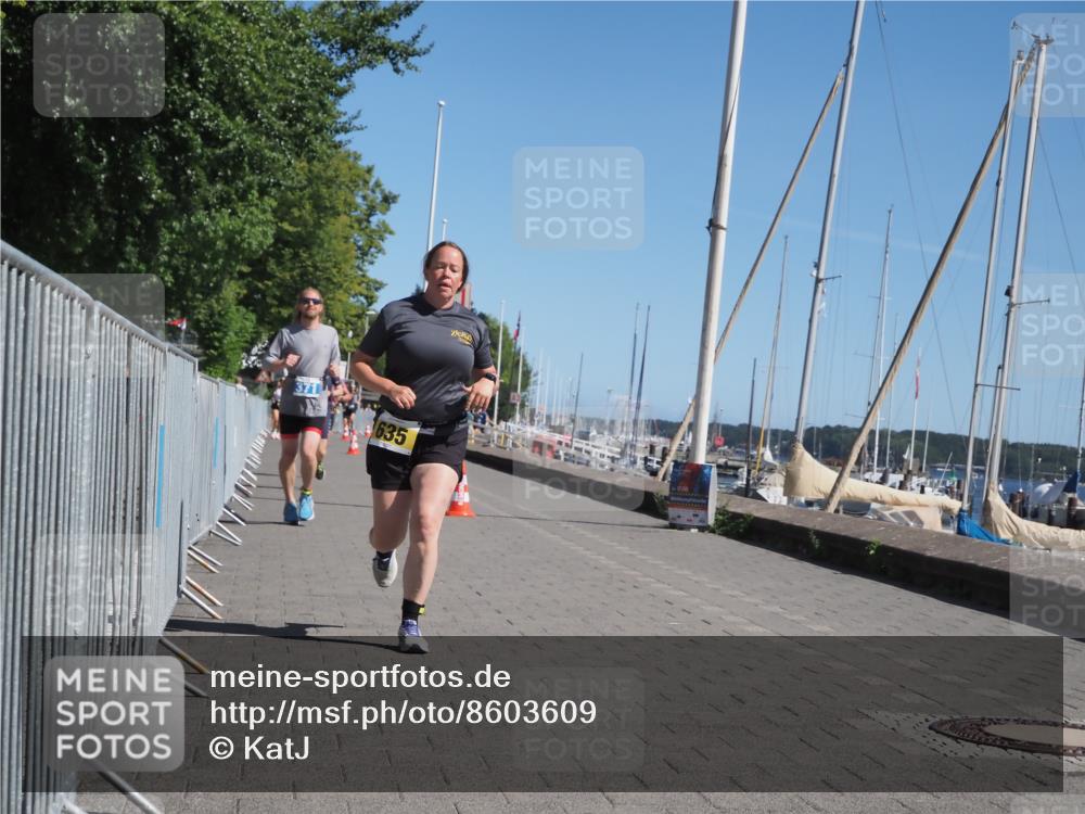 17.08.2025 - KN Förde Triathlon 2025 KatJ http://msf.ph/oto/8603609 17.08.2025 11:56:38 Laufen 350, 356, 371, 609, 618, 635 meine-sportfotos.de