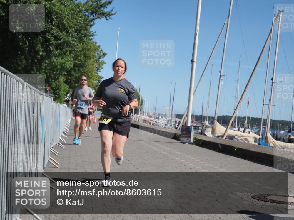 17.08.2025 - KN Förde Triathlon 2025 KatJ http://msf.ph/oto/8603615 17.08.2025 11:56:38 Laufen 350, 356, 371, 609, 618, 635 meine-sportfotos.de