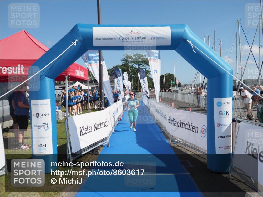 17.08.2025 - KN Förde Triathlon 2025 MichiJ http://msf.ph/oto/8603617 17.08.2025 10:56:03 Laufen 219 meine-sportfotos.de