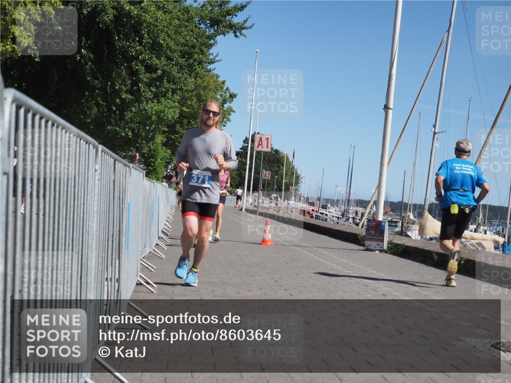 17.08.2025 - KN Förde Triathlon 2025 KatJ http://msf.ph/oto/8603645 17.08.2025 11:56:40 Laufen 356, 371, 618, 635 meine-sportfotos.de