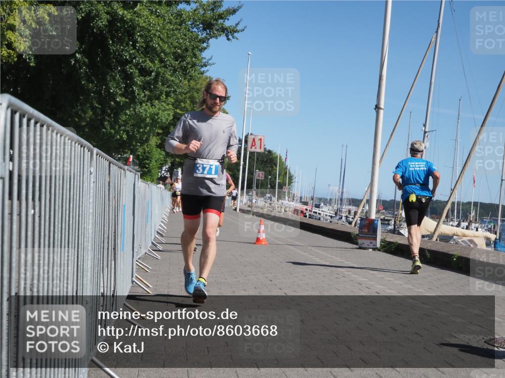 17.08.2025 - KN Förde Triathlon 2025 KatJ http://msf.ph/oto/8603668 17.08.2025 11:56:41 Laufen 356, 371, 618, 635 meine-sportfotos.de