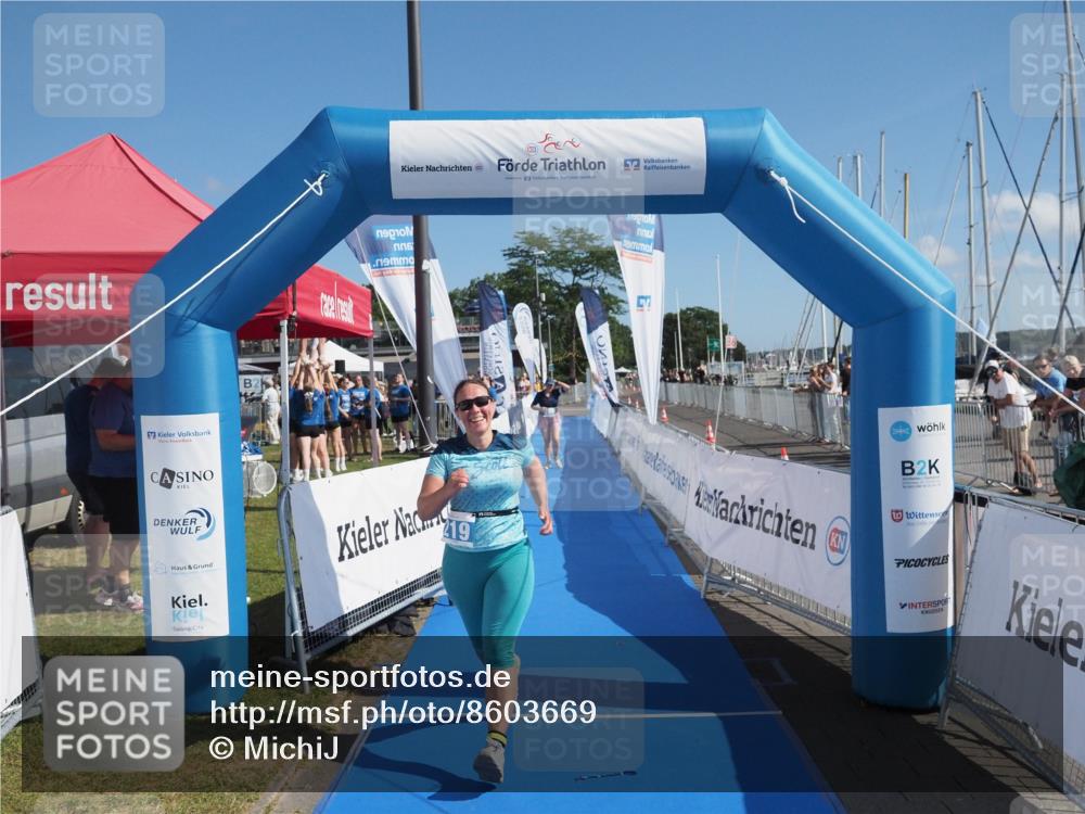 17.08.2025 - KN Förde Triathlon 2025 MichiJ http://msf.ph/oto/8603669 17.08.2025 10:56:05 Laufen 219 meine-sportfotos.de