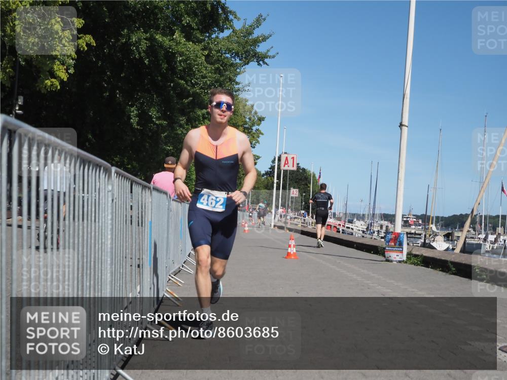 17.08.2025 - KN Förde Triathlon 2025 KatJ http://msf.ph/oto/8603685 17.08.2025 13:46:14 Laufen 462 meine-sportfotos.de