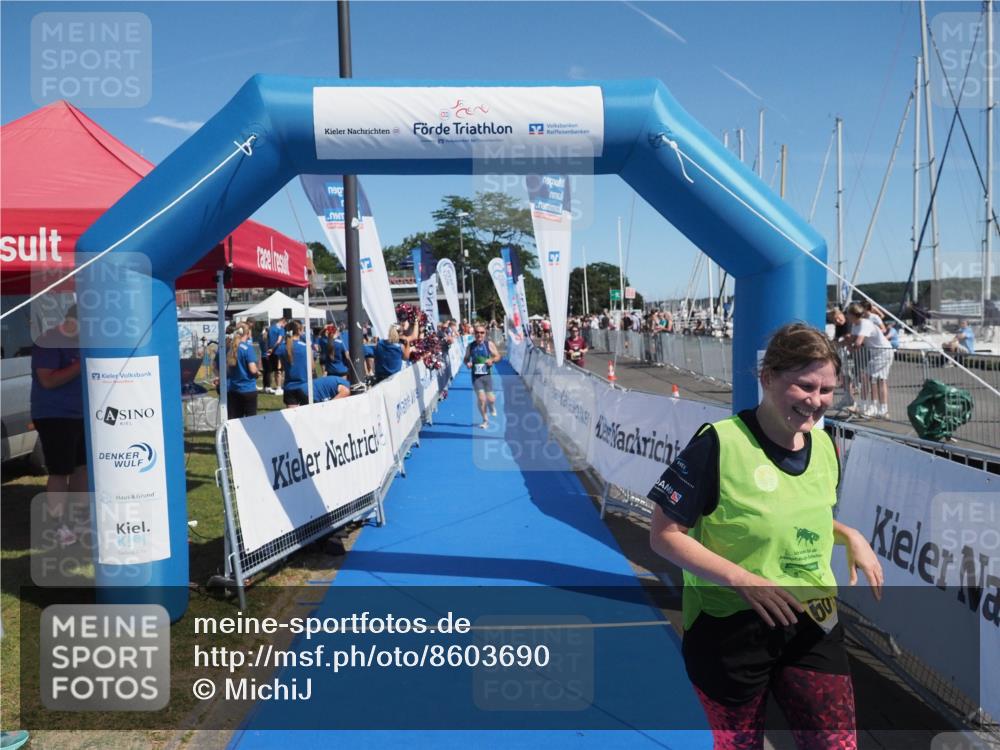 17.08.2025 - KN Förde Triathlon 2025 MichiJ http://msf.ph/oto/8603690 17.08.2025 12:20:27 Laufen 325, 348, 352, 607 meine-sportfotos.de