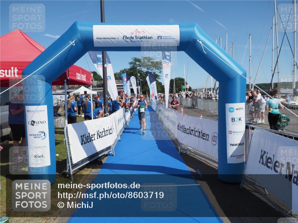 17.08.2025 - KN Förde Triathlon 2025 MichiJ http://msf.ph/oto/8603719 17.08.2025 12:20:28 Laufen 325, 348, 352, 607 meine-sportfotos.de