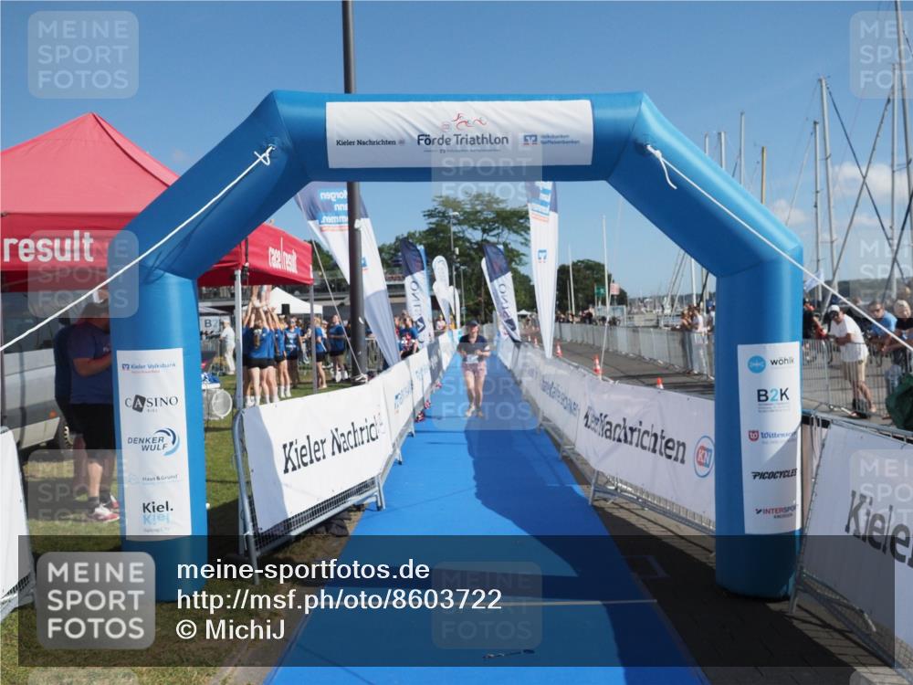 17.08.2025 - KN Förde Triathlon 2025 MichiJ http://msf.ph/oto/8603722 17.08.2025 10:56:07 Laufen 195, 219 meine-sportfotos.de