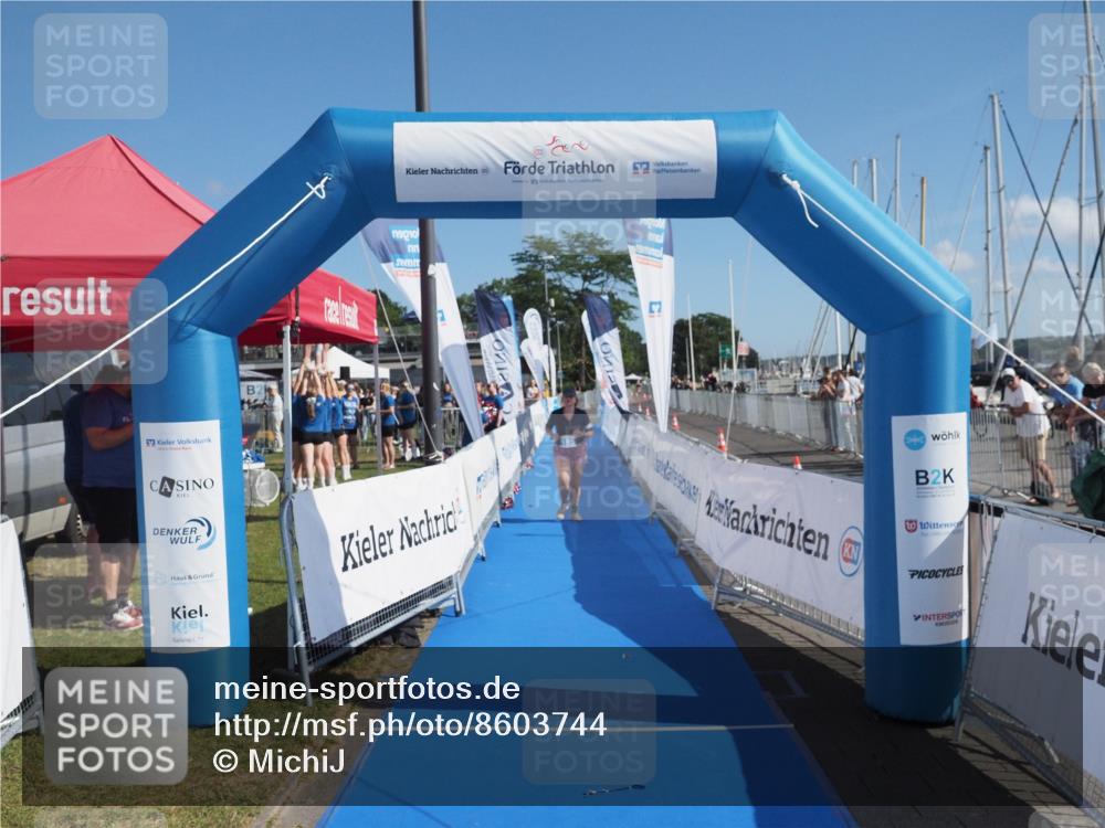 17.08.2025 - KN Förde Triathlon 2025 MichiJ http://msf.ph/oto/8603744 17.08.2025 10:56:08 Laufen 195, 219 meine-sportfotos.de