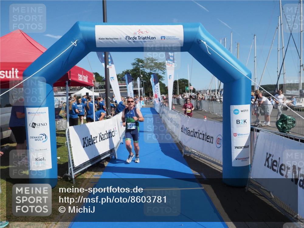 17.08.2025 - KN Förde Triathlon 2025 MichiJ http://msf.ph/oto/8603781 17.08.2025 12:20:29 Laufen 325, 348, 352, 607 meine-sportfotos.de